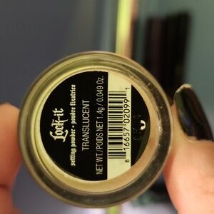 Kat Von D NEW translucent Powder